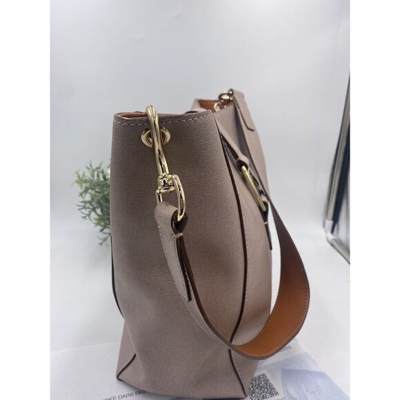 Dooney & Bourke Authenticated Ashby Saffiano Dk Pastel Pink Leather Shoulder Bag - Picture 2 of 9